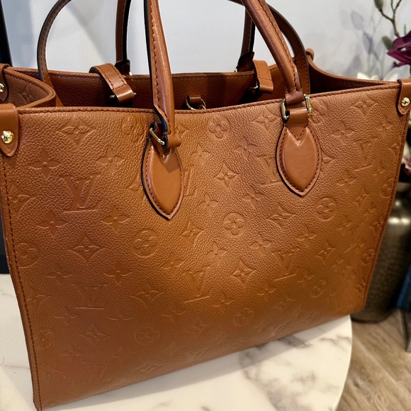 Louis Vuitton On The Go MM Cognac… color no longer available..Pristine! - Picture 1 of 13